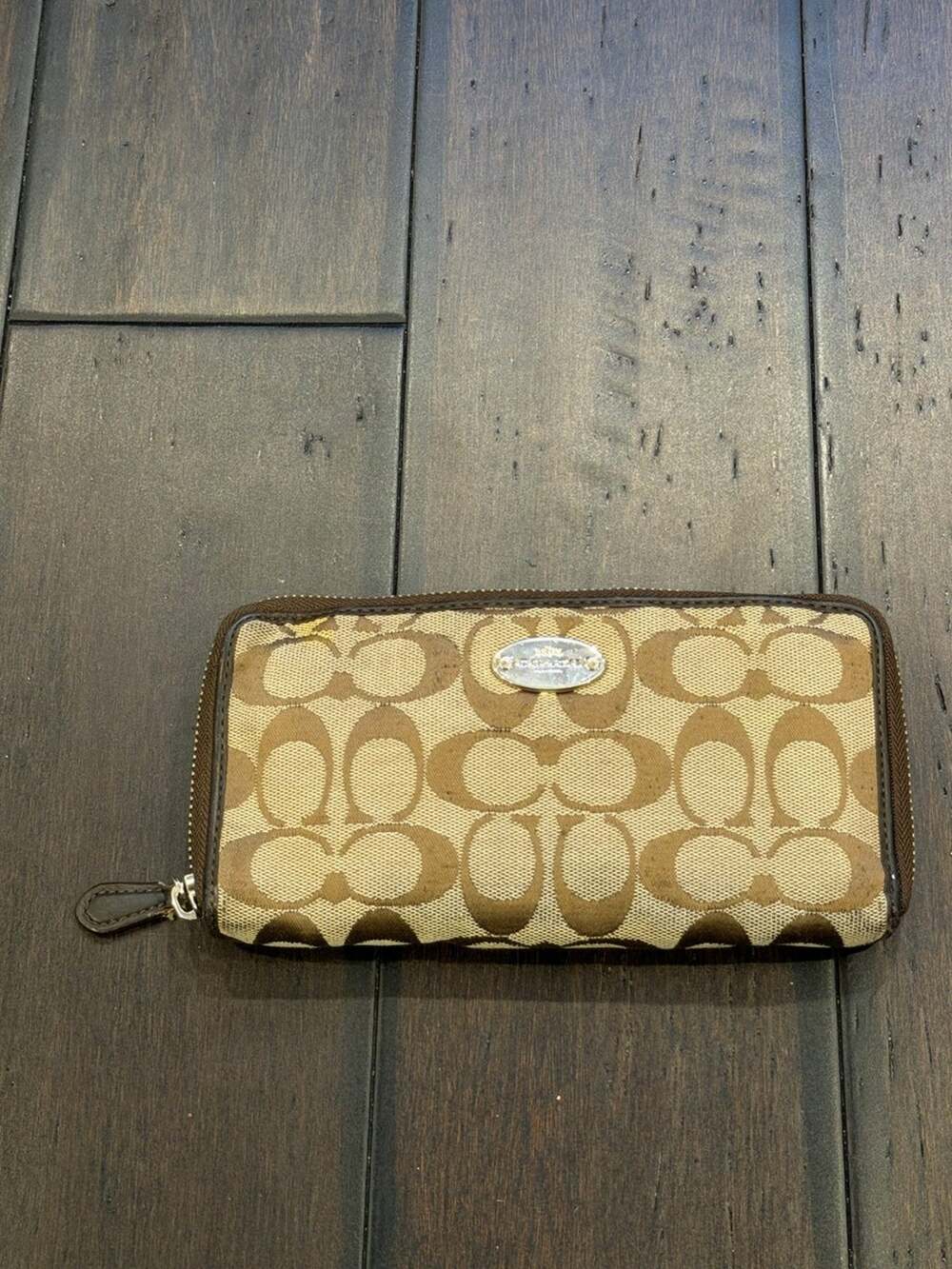 Coach Signature Canvas Accordion Zip Wallet INSIDE DAMAGED